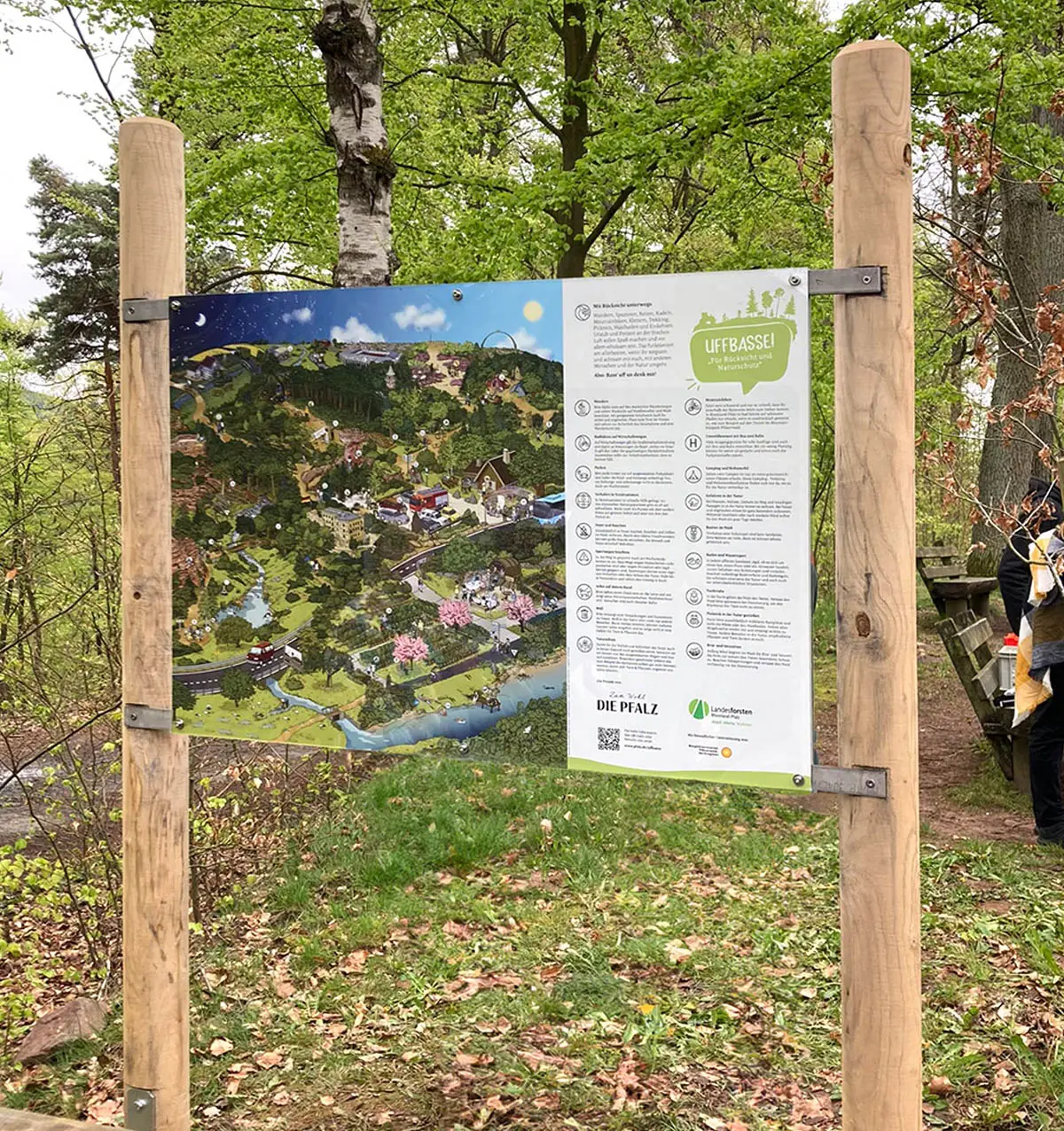 LF_Pfalz_Uffbasse_Infotafel_Wimmelbild_Detail_08 Uffbasse! Für Rücksicht und Naturschutz - Wimmelbild Infotafel Pfälzerwald